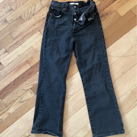 Levi’s Ribcage Cropped Bootcut Jean - Picture 4 of 6